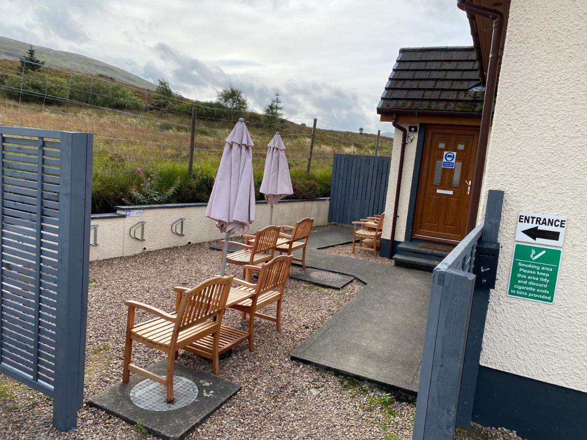 Highland Stays - Ben View Room & Jacuzzi Bath Fort William Esterno foto